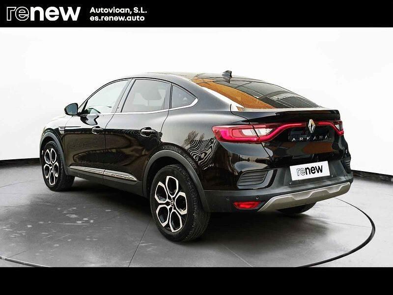 Usado Renault Arkana Techno 140 CV (102 kW) 2023 Negro SUV