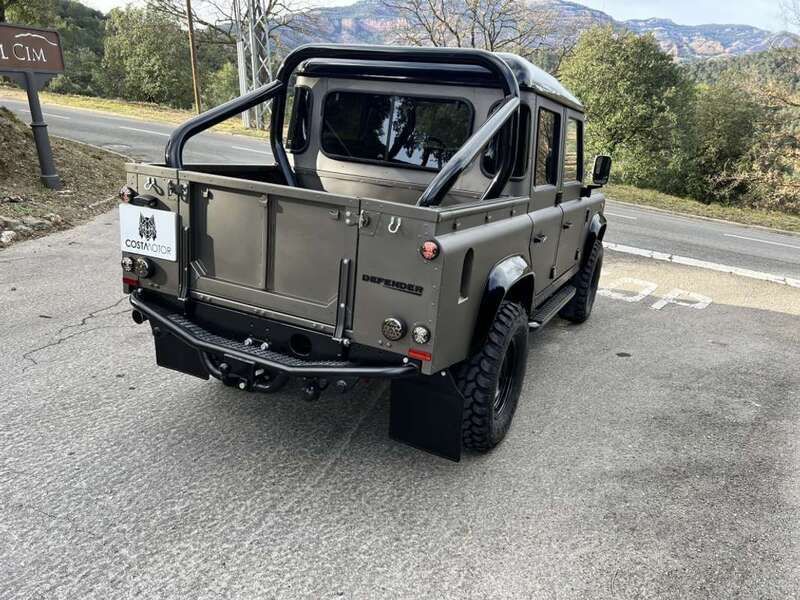 Usado Land Rover Defender SE 122 CV (89 kW) 2005 Marrón SUV