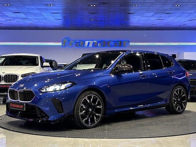 Azul Usado 2024 BMW 120 M Sport Utilitario | 42.900 € - Imagen 1/4