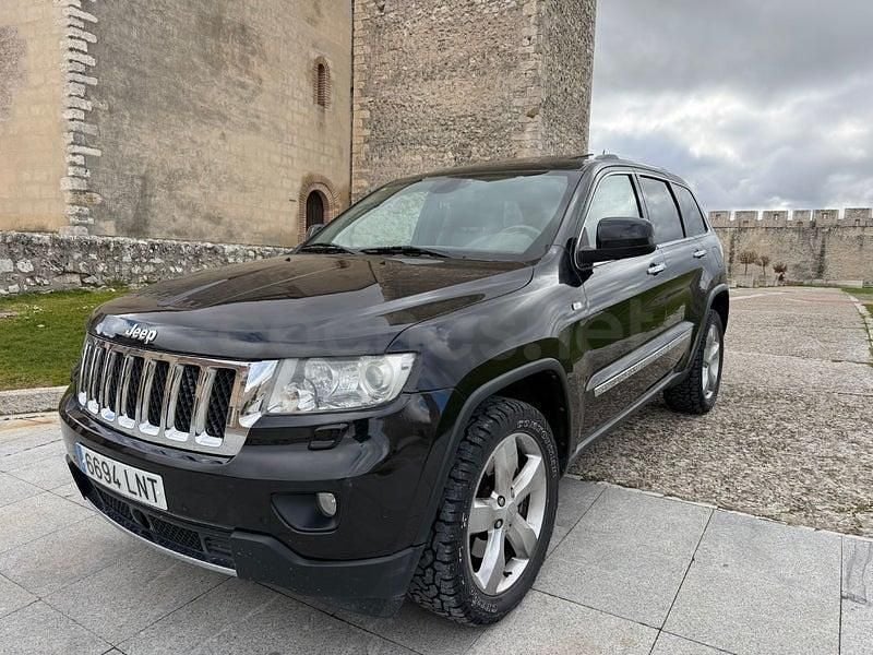 Käytetty Jeep Grand Cherokee Overland 241 HP (177 kW) 2012 Musta Katumaasturi