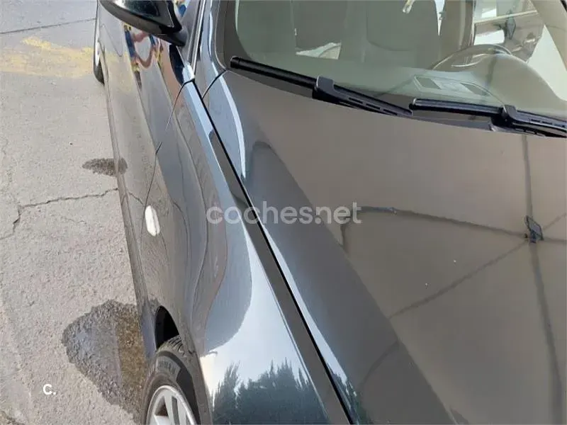 Usado BMW 318 129 CV (94 kW) 2008 Negro Berlina