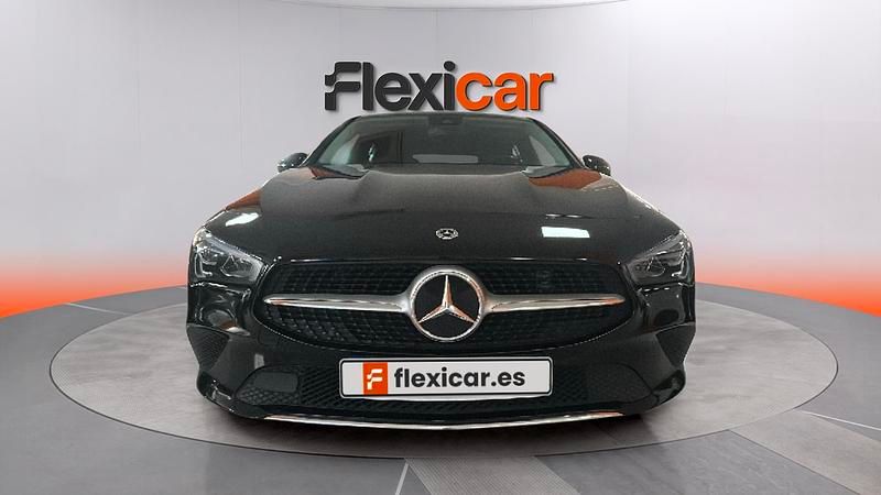 Usado Mercedes CLA220 Shooting Brake 190 CV (139 kW) 2021 Negro Familiar