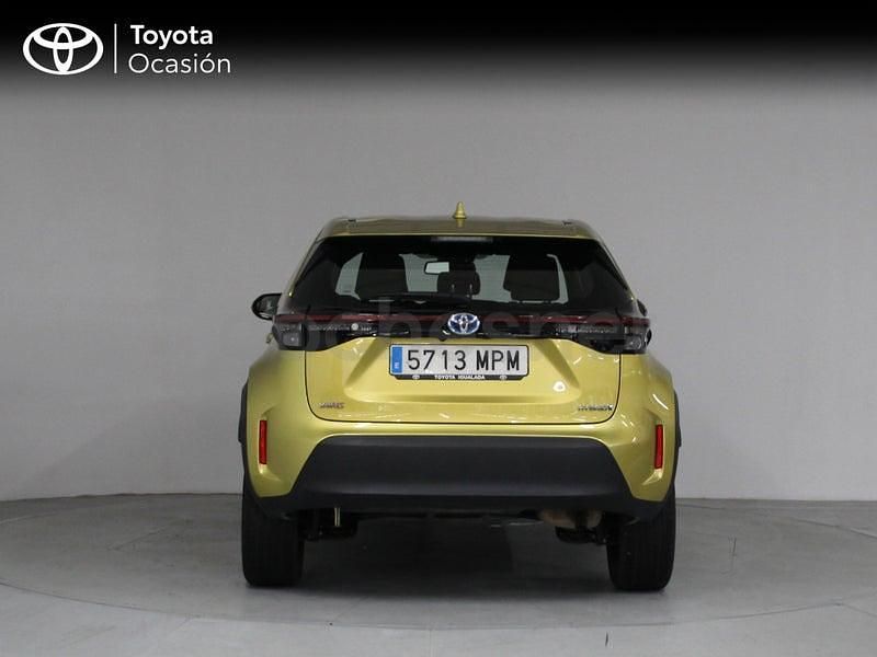 Usado Toyota Yaris Cross Active 116 CV (85 kW) 2024 Blanco SUV