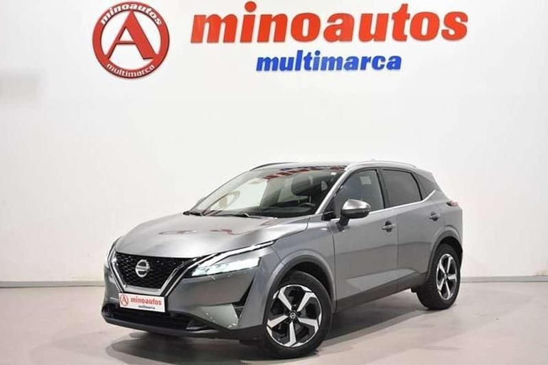 Usado Nissan Qashqai N-Connecta 140 CV (102 kW) 2022 Gris / plata SUV