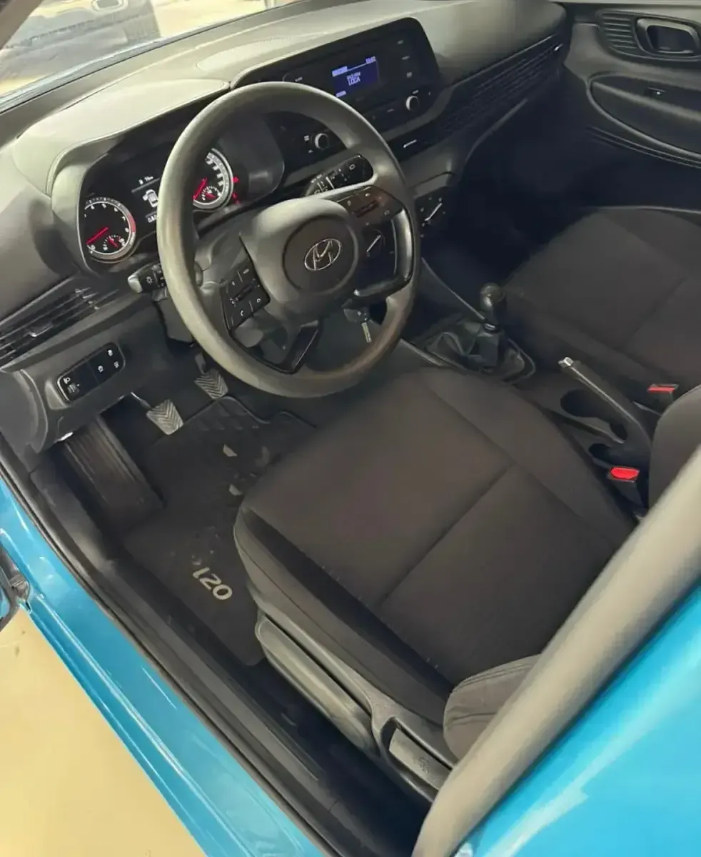 Usado Hyundai i20 84 CV (61 kW) 2022 Azul Utilitario