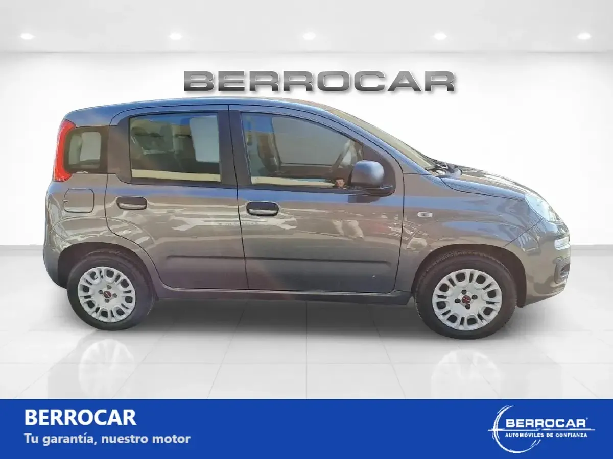 Usado Fiat Panda Easy 69 CV (50 kW) 2018 Gris Utilitario