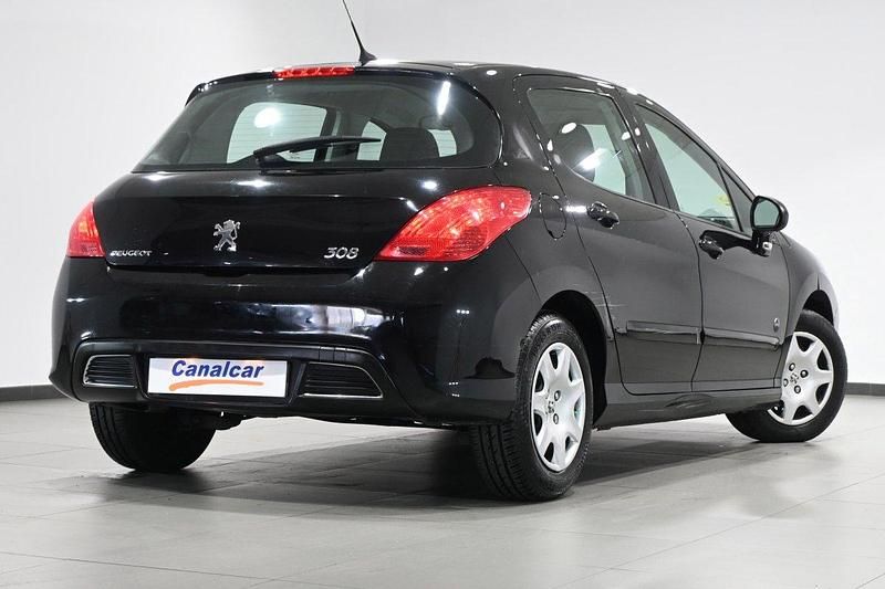 Usado Peugeot 308 Envy 112 HP (82 kW) 2011 Preto Sedan