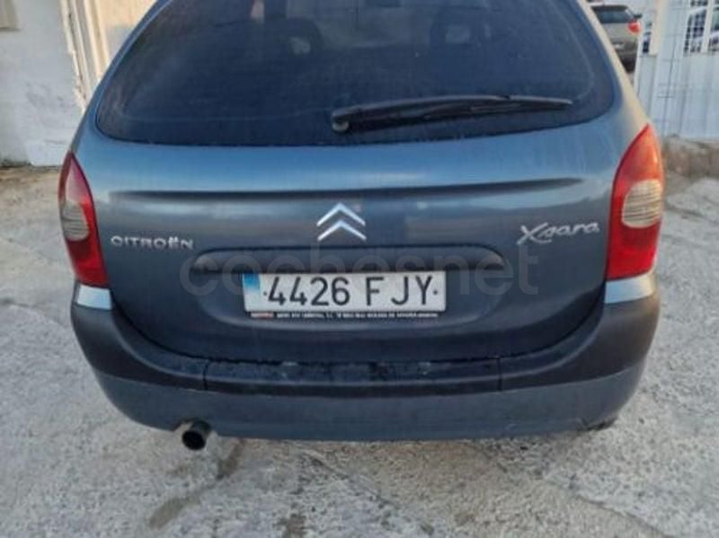 Używany Citroën Xsara Picasso Exclusive 110 KM (80 kW) 2007 Szary Minivan