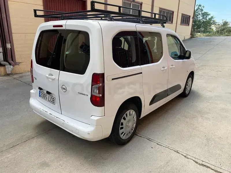 Usado Opel Combo Life Edition+ 102 CV (75 kW) 2021 Blanco Monovolumen