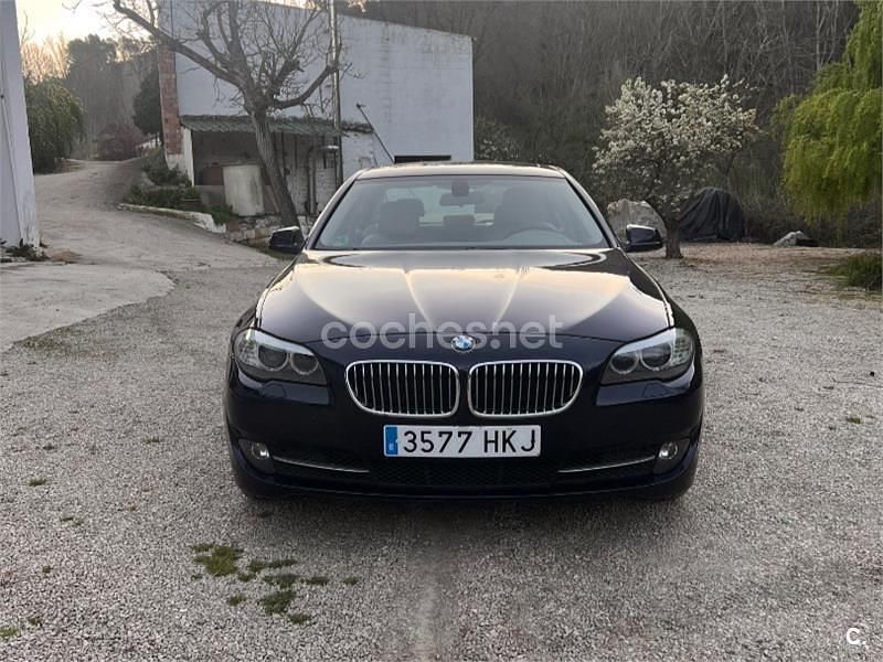Usado BMW 528 258 CV (189 kW) 2012 Negro Berlina