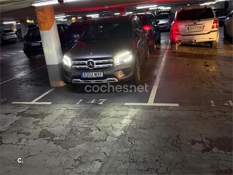 Usado Mercedes GLB200 150 CV (110 kW) 2021 Gris / plata SUV