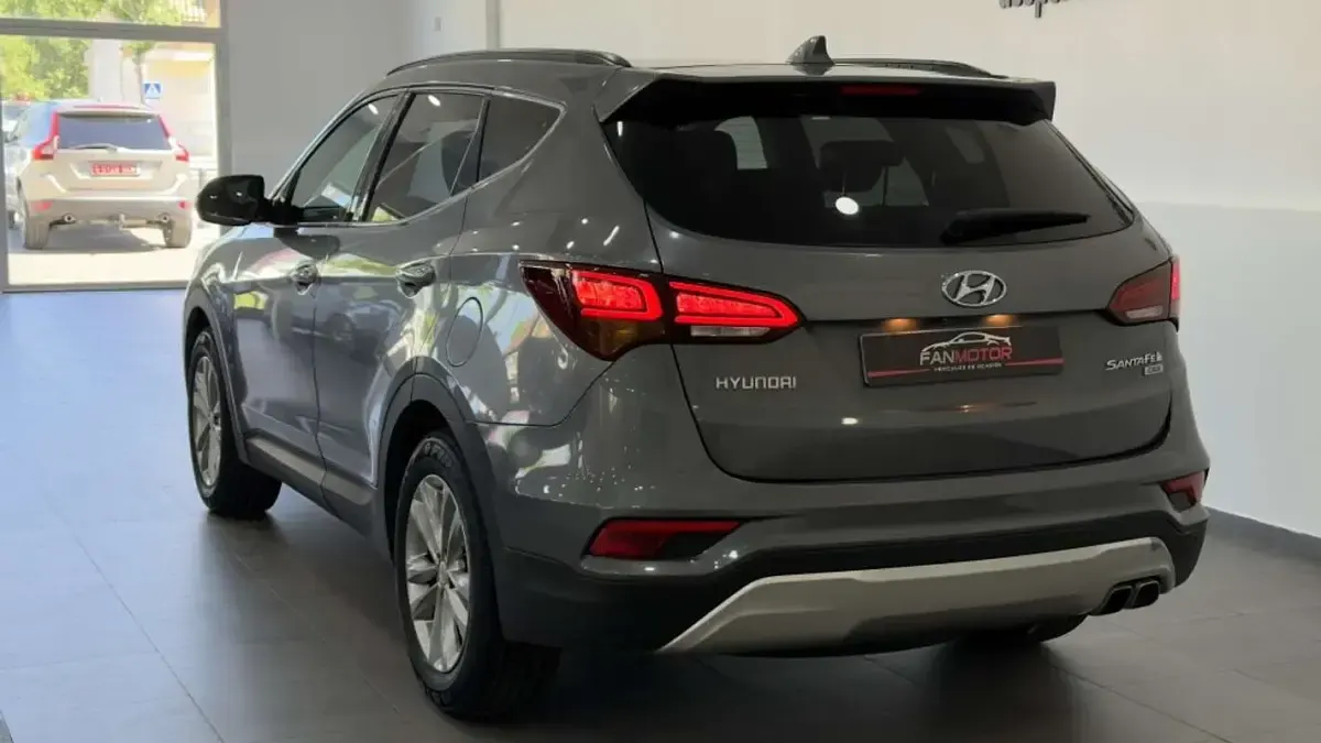 Usado Hyundai Santa Fe 201 CV (147 kW) 2016 Gris SUV