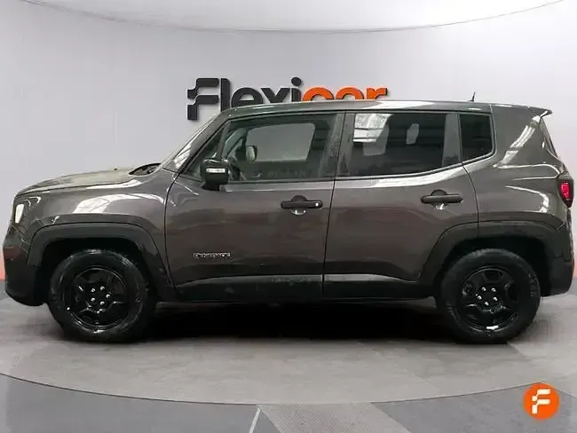 Usado Jeep Renegade Sport 120 CV (88 kW) 2018 Gris SUV