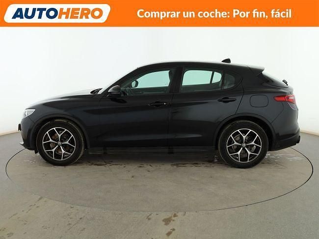 Usado Alfa Romeo Stelvio Sprint 190 CV (139 kW) 2021 Negro SUV