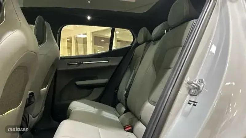 Nuevo Volvo EX30 Ultra 314 kW (428 CV) 2025 Gris SUV