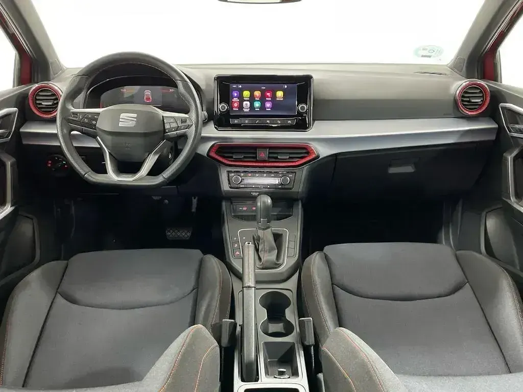 Usado Seat Ibiza FR 150 CV (110 kW) 2023 Rojo Utilitario