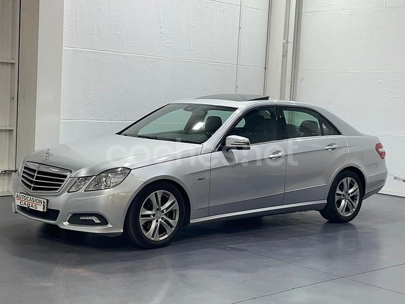 Gris / plata Usado 2010 Mercedes E220 Berlina | 9000 € (Super precio) - Imagen 1/4
