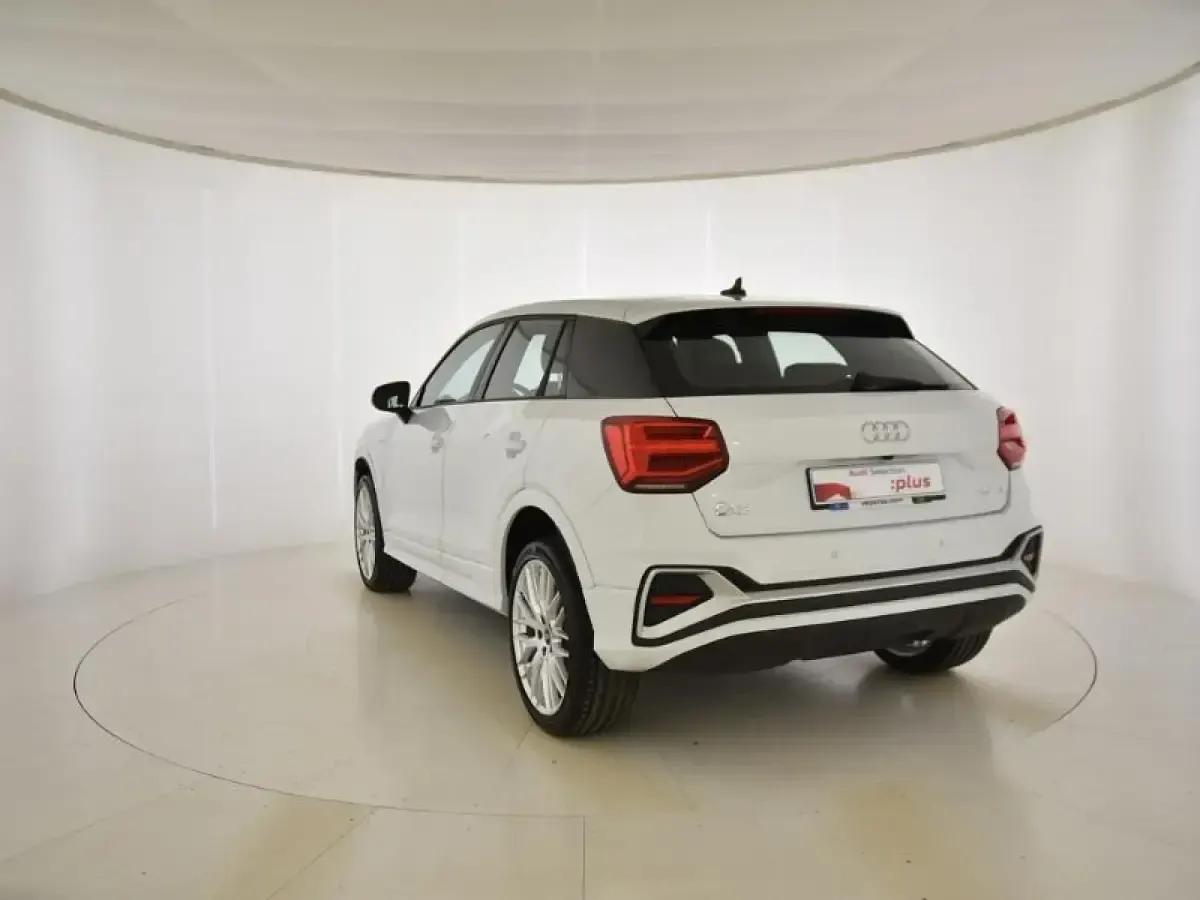 Usado Audi Q2 150 CV (110 kW) 2024 Blanco SUV