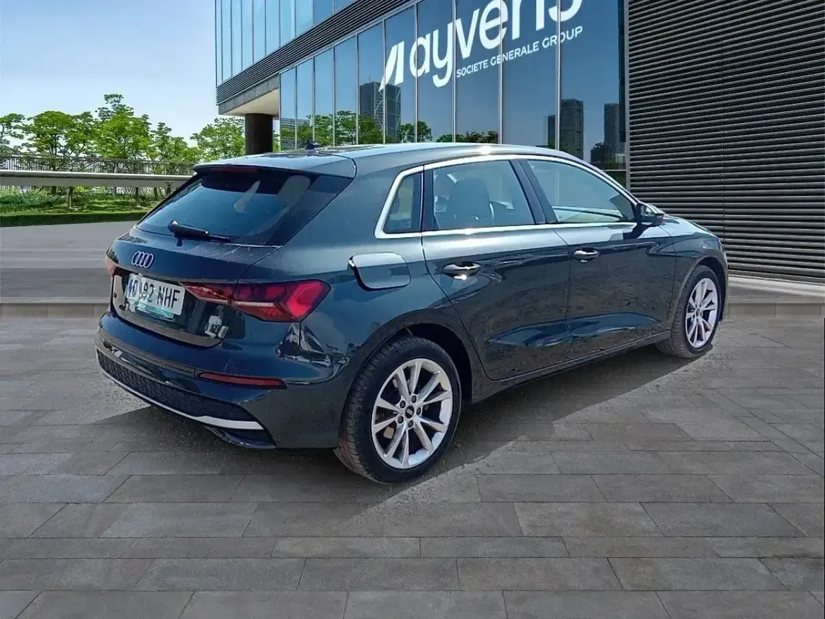 Usado Audi A3 Advanced Plus 150 CV (110 kW) 2025 Gris Berlina
