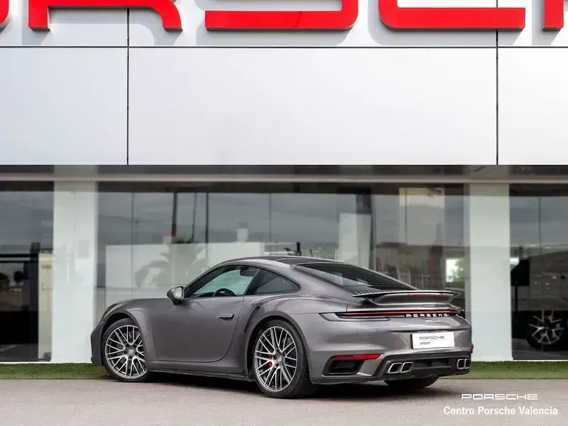 Usado Porsche 911 Turbo 580 CV (426 kW) 2022 Gris / plata Coupe