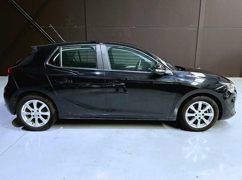 Usado Opel Corsa Edition 100 CV (73 kW) 2022 Negro Utilitario