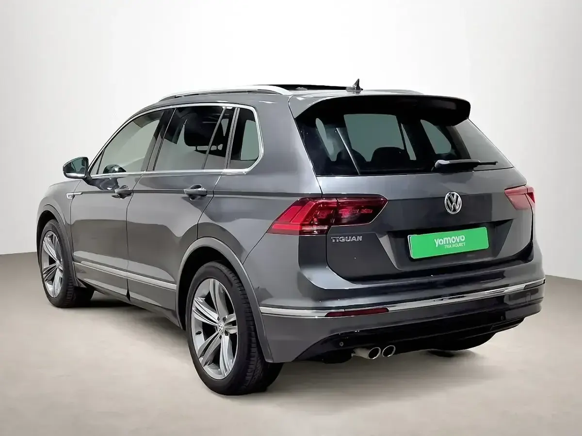 Usado VW Tiguan Sport 150 CV (110 kW) 2020 Gris SUV