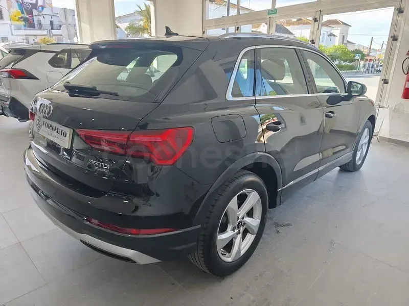 Usado Audi Q3 Advanced 200 CV (147 kW) 2021 Negro SUV