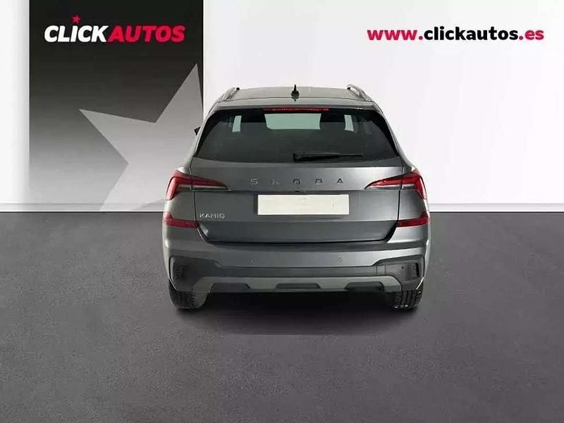 Gris Usado 2025 Skoda Kamiq Selection SUV | 21.500 € (Precio justo) - Imagen 1/2