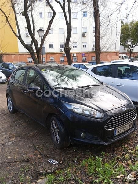 Negro Usado 2014 Ford Fiesta Trend Berlina | 4500 € (Buen precio) - Imagen 1/4