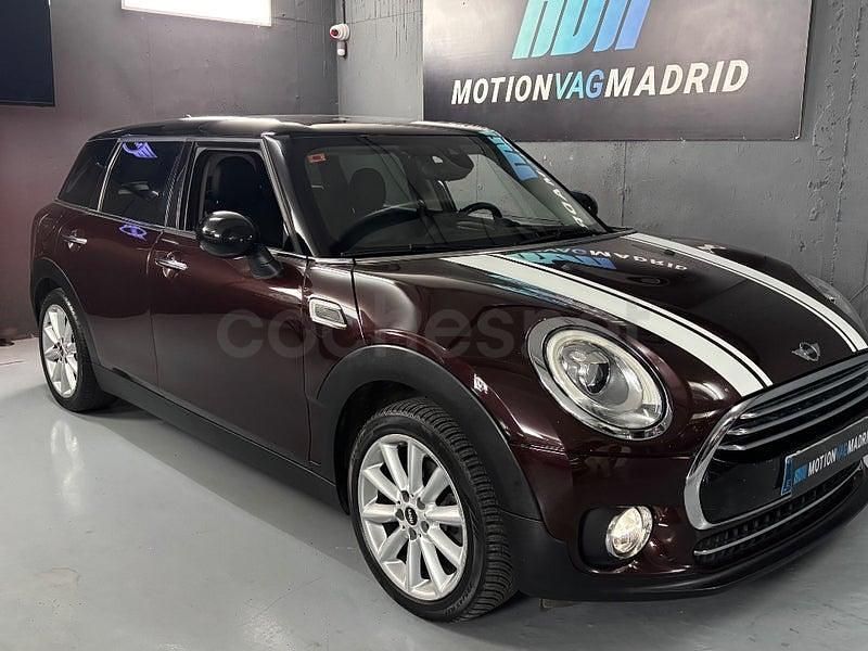 Usado Mini Cooper D Clubman 150 CV (110 kW) 2016 Granate Familiar