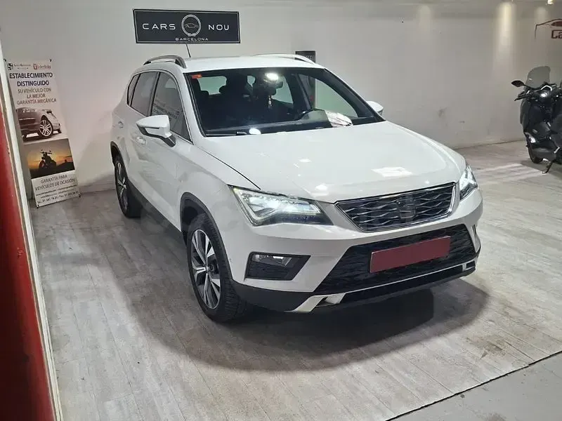 Usado Seat Ateca 4Drive 150 CV (110 kW) 2017 Blanco SUV