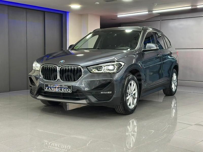 Usado BMW X1 150 CV (110 kW) 2021 Gris / plata SUV