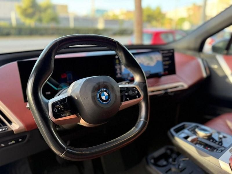 Usado BMW iX Comfort Edition 384 kW (523 CV) 2022 Eléctrico SUV