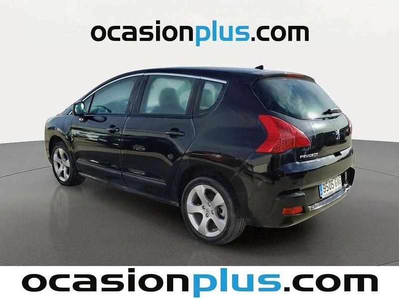 Usado Peugeot 3008 Premium 156 CV (114 kW) 2010 Negro Familiar