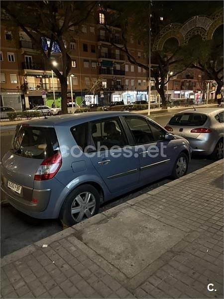 Usado Renault Scénic II Expression 130 CV (95 kW) 2006 Azul Monovolumen