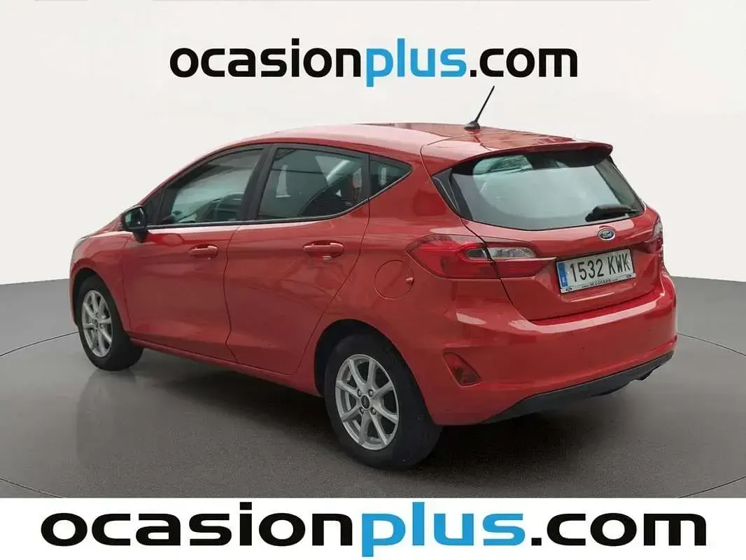 Usado Ford Fiesta Trend+ 86 CV (63 kW) 2019 Rojo Utilitario