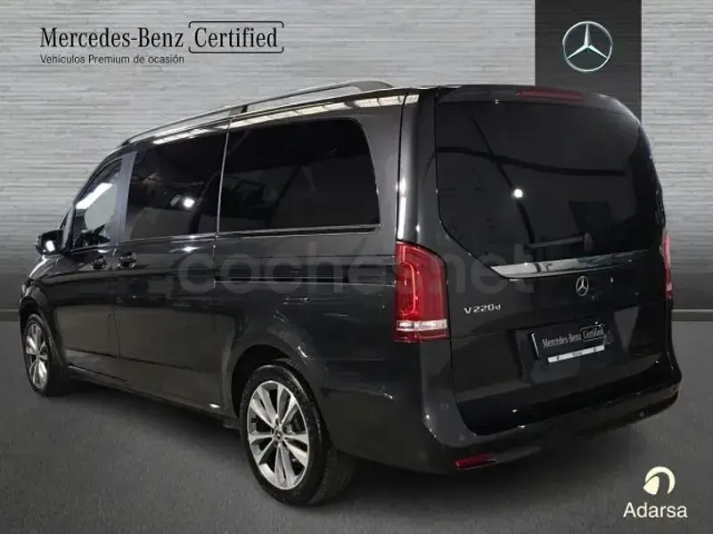 Usado Mercedes V220 Avantgarde 163 CV (119 kW) 2023 Negro Monovolumen