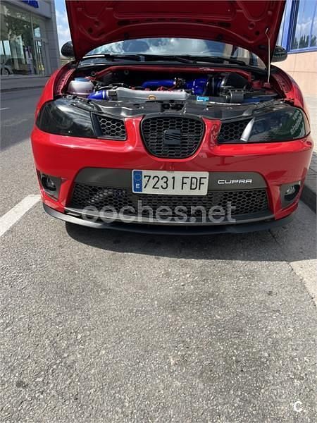 Rojo Usado 2006 Cupra Ibiza Berlina | 12.000 € - Imagen 1/4