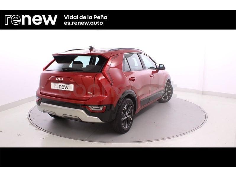 Usado Kia Niro 129 CV (94 kW) 2025 Rojo SUV