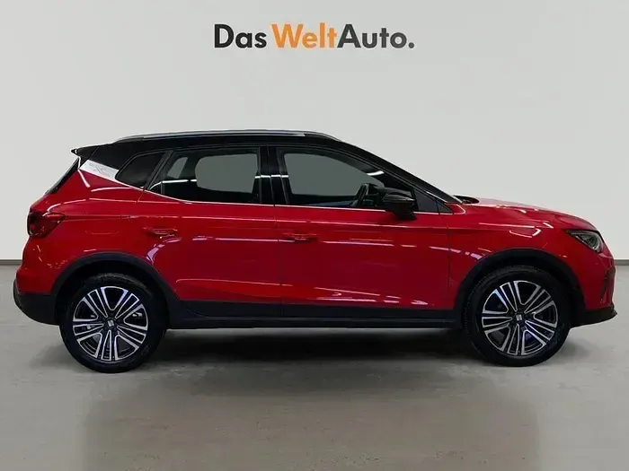Usado Seat Arona FR 115 CV (84 kW) 2024 Rojo SUV