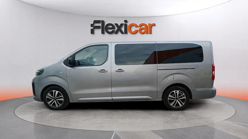 Begagnad Peugeot Traveller Business-Line 180 HK (132 kW) 2024 Grå Minibuss