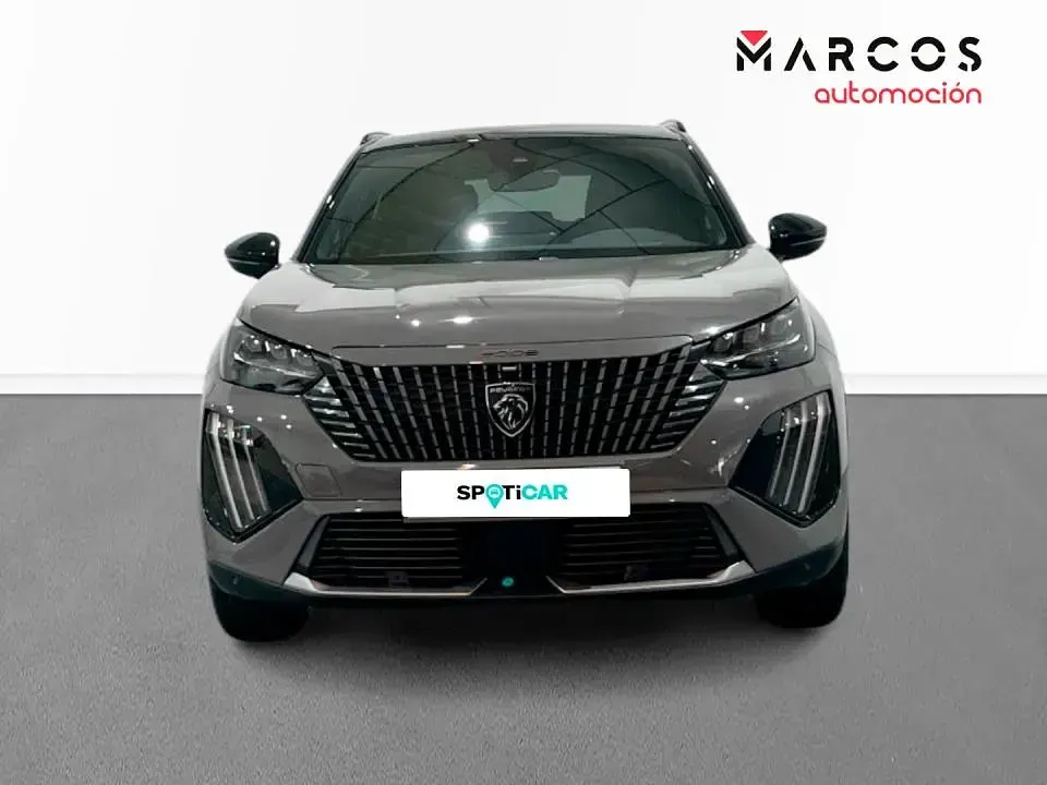 Usado Peugeot 2008 GT 130 CV (95 kW) 2024 SUV