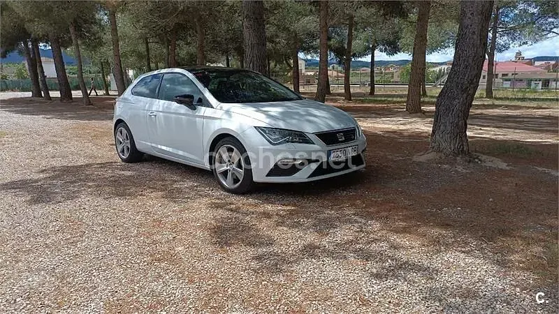 Usado Seat Leon FR 150 CV (110 kW) 2017 Blanco Berlina