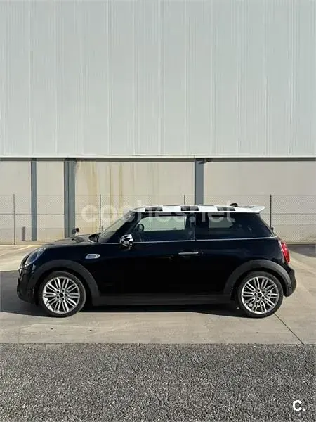 Usado Mini Cooper SD 143 CV (105 kW) 2015 Negro Utilitario