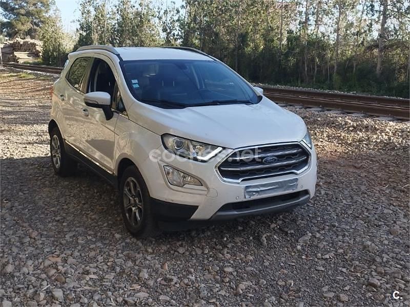 Usado Ford Ecosport Titanium 125 CV (91 kW) 2018 Blanco SUV