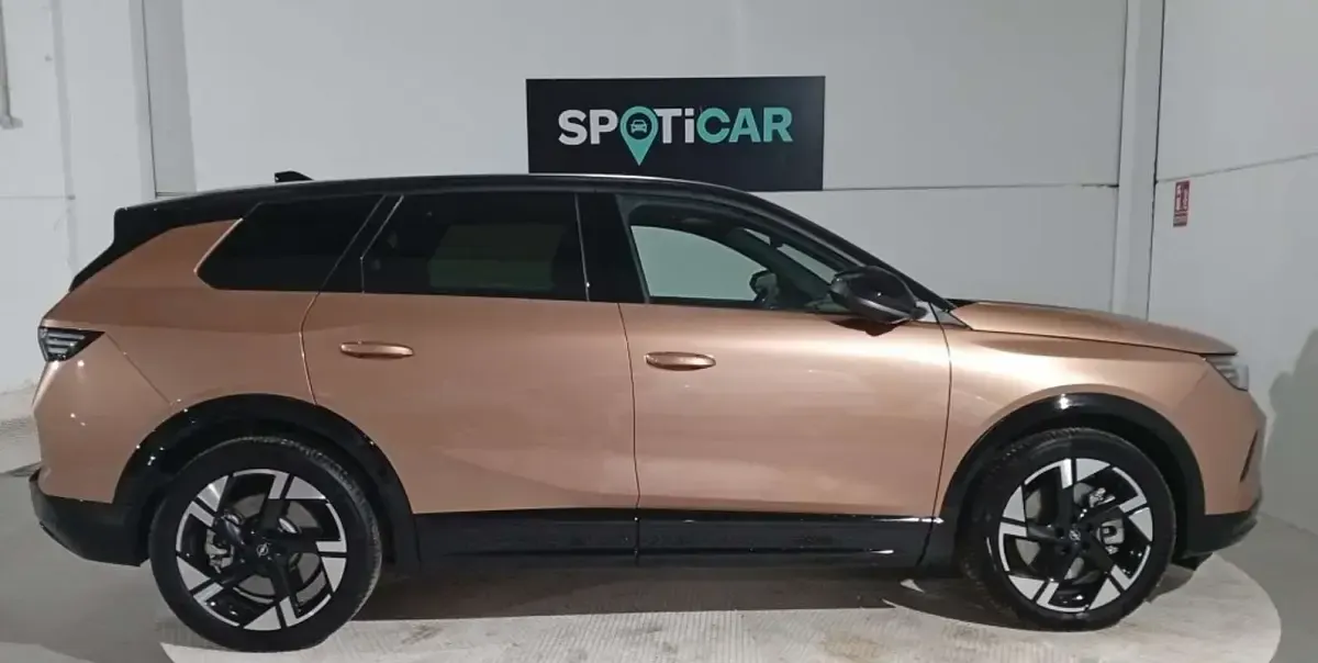 Usado Opel Grandland Electric 156 kW (213 CV) 2025 Beige SUV