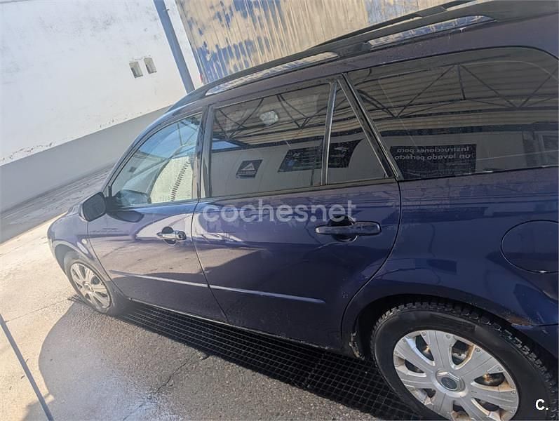 Usado Mazda 6 Sportive 143 CV (105 kW) 2006 Azul Familiar