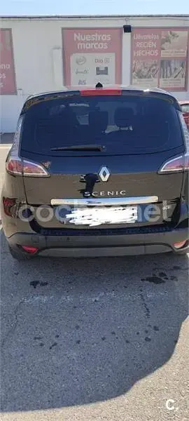 Usado Renault Scénic III Dynamique 110 CV (80 kW) 2013 Negro Monovolumen