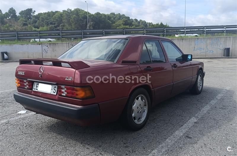 Granate Usado 1990 Mercedes 190 Berlina | 5000 € - Imagen 1/4