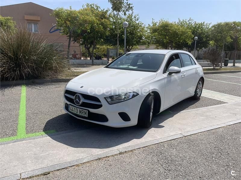 Blanco Usado 2018 Mercedes A180 Berlina | 17.500 € (Buen precio) - Imagen 1/4